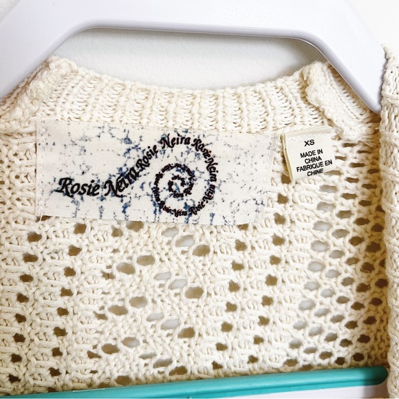 Cozy Cream Cardigan — Perfect for Fall - Picture 4 of 9